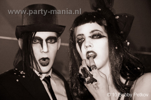 100326_095_bakk_partymania