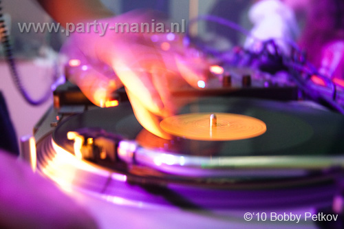 100326_097_bakk_partymania