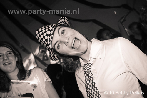 100326_100_bakk_partymania