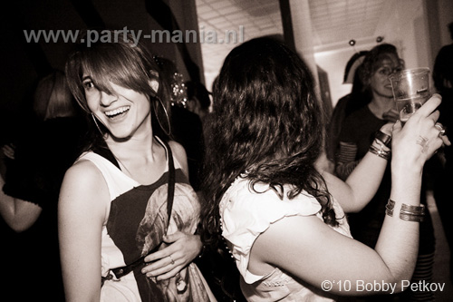 100326_102_bakk_partymania