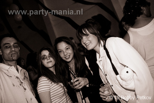 100326_103_bakk_partymania