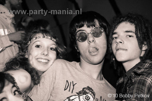 100326_110_bakk_partymania