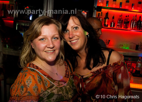 100326_069_expats_disco_partymania