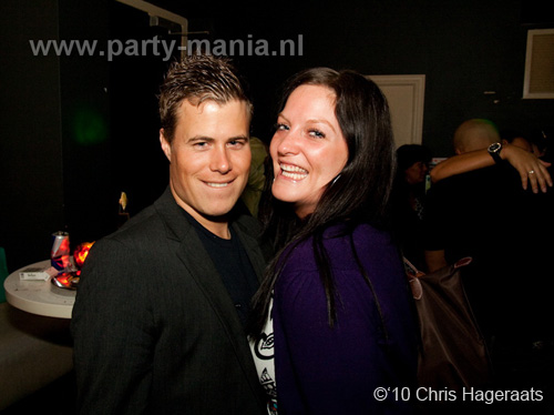 100326_072_expats_disco_partymania