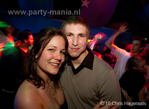 100402_082_i_love_college_partymania