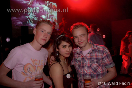 100403_067_los_partymania