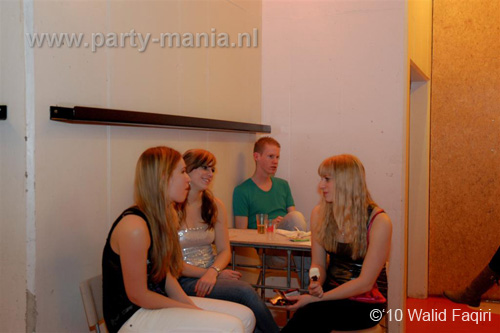 100403_081_los_partymania