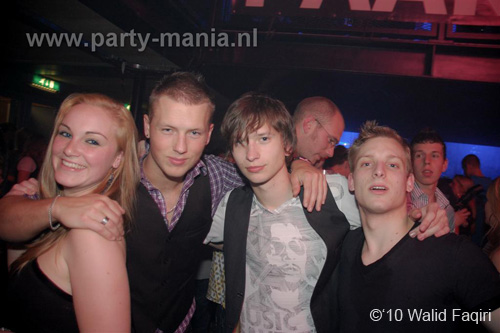 100403_111_los_partymania