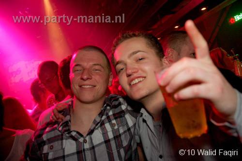 100403_113_los_partymania