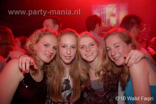 100403_124_los_partymania