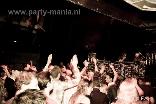 100403_137_los_partymania