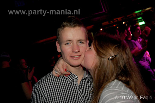 100403_145_los_partymania