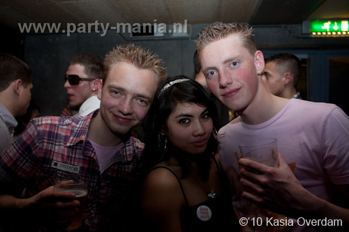 100403_100_los_partymania