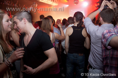 100403_101_los_partymania