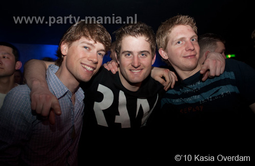 100403_109_los_partymania