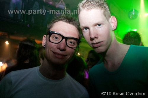 100403_114_los_partymania