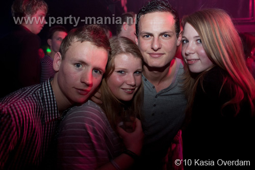 100403_141_los_partymania