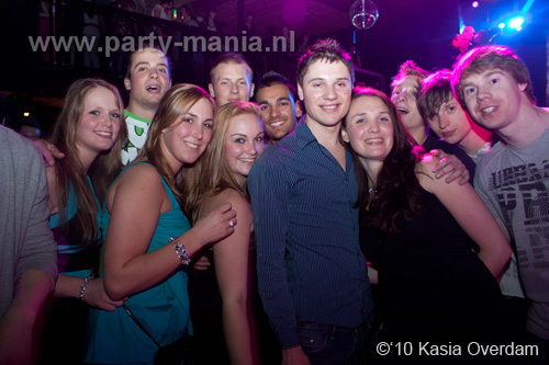 100403_144_los_partymania