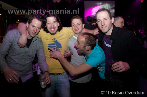 100403_150_los_partymania