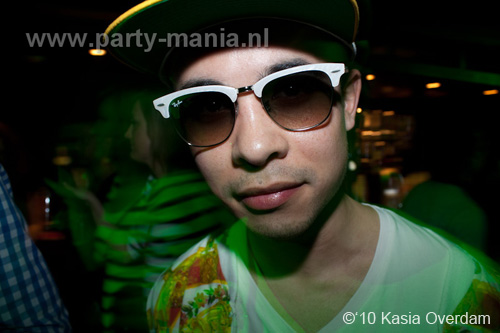 100403_161_los_partymania