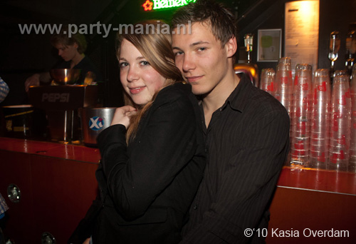 100403_165_los_partymania