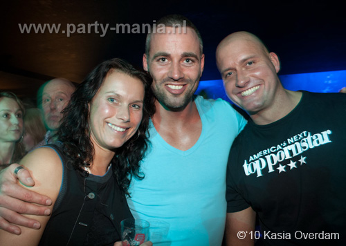 100403_167_los_partymania