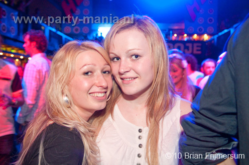 100404_073_michel_de_hey_partymania