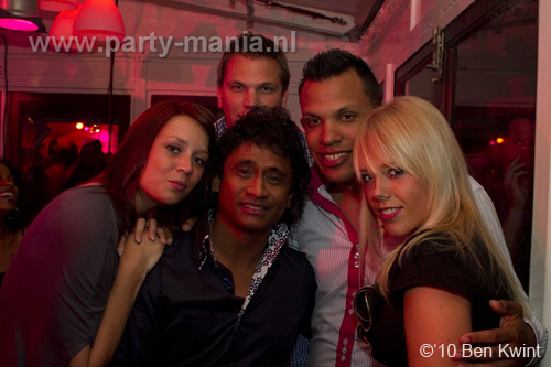 100424_095_los_partymania