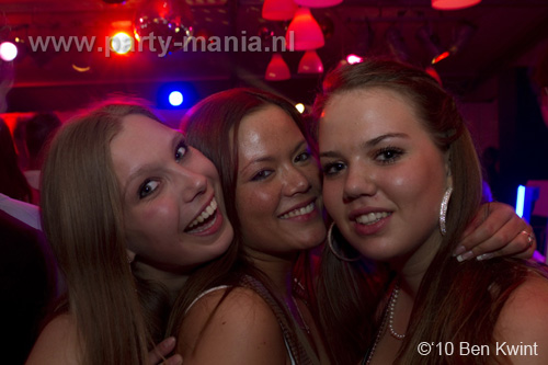 100424_096_los_partymania