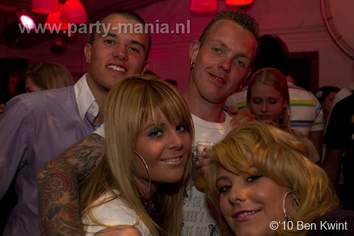 100424_114_los_partymania