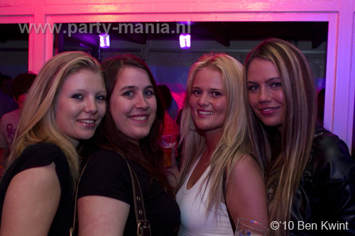 100424_122_los_partymania