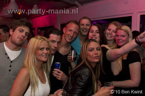 100424_125_los_partymania