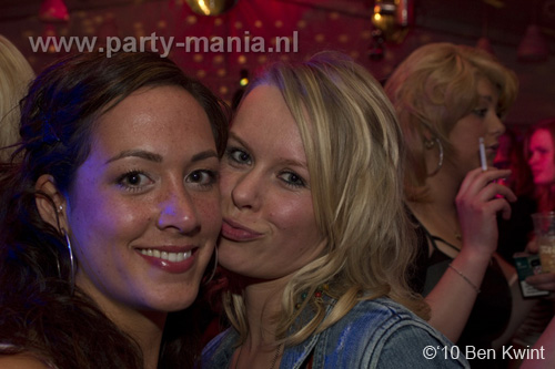 100424_136_los_partymania