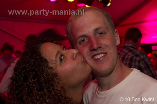 100424_140_los_partymania