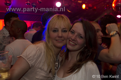 100424_149_los_partymania