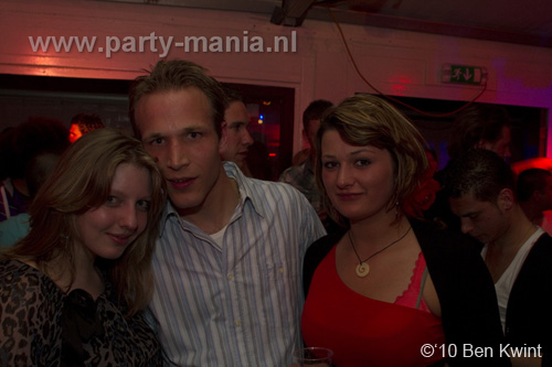 100424_154_los_partymania