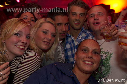 100424_165_los_partymania