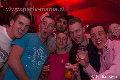 100424_173_los_partymania