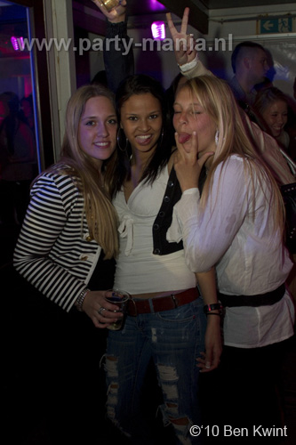 100424_177_los_partymania