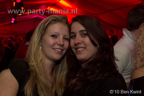 100424_186_los_partymania