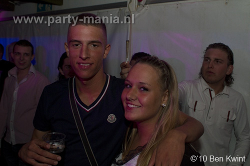 100424_198_los_partymania