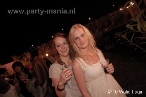 100424_074_los_partymania