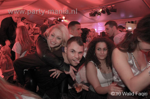 100424_082_los_partymania