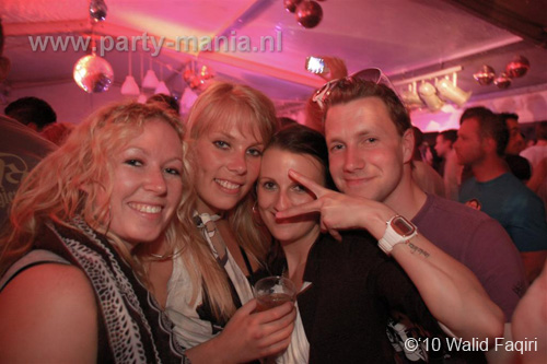 100424_097_los_partymania