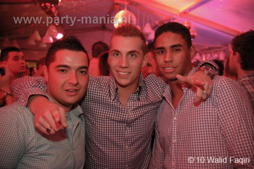 100424_100_los_partymania