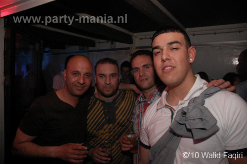 100424_111_los_partymania