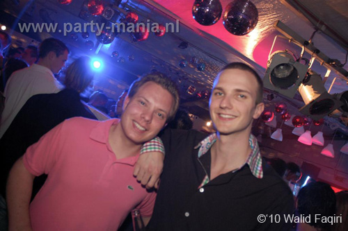 100424_113_los_partymania