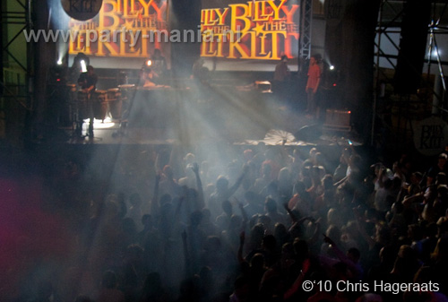 100429_075_billy's_royal_ball_partymania