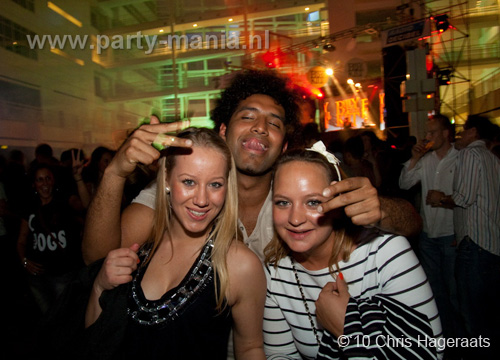 100429_093_billy's_royal_ball_partymania