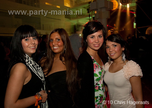 100429_094_billy's_royal_ball_partymania